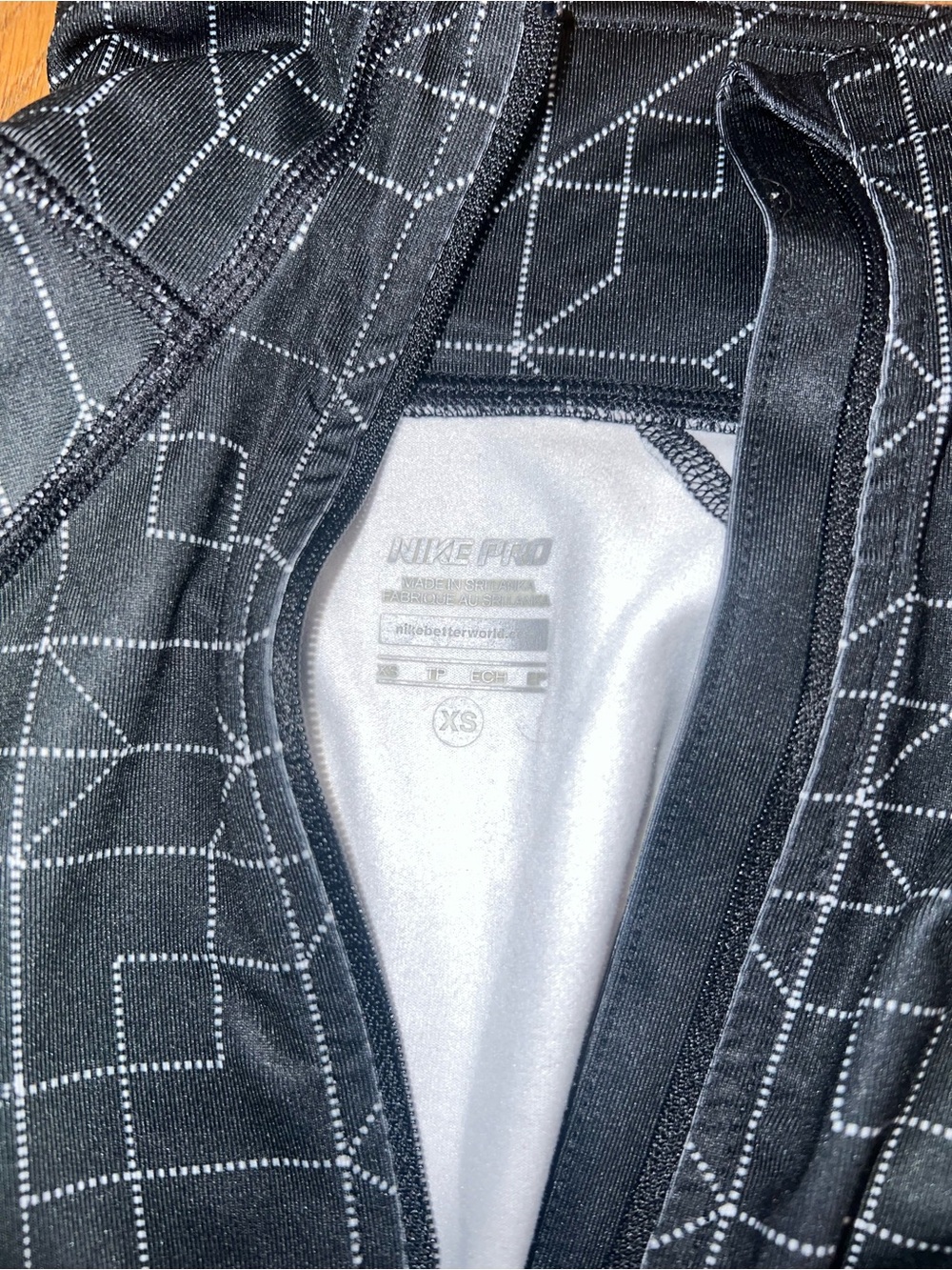 Nike Black & Pink Geometric Half-Zip Ski Jacket - Picture 2 of 2